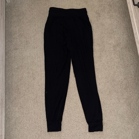 Ready To Rulu Joggers - Picture 3 of 5